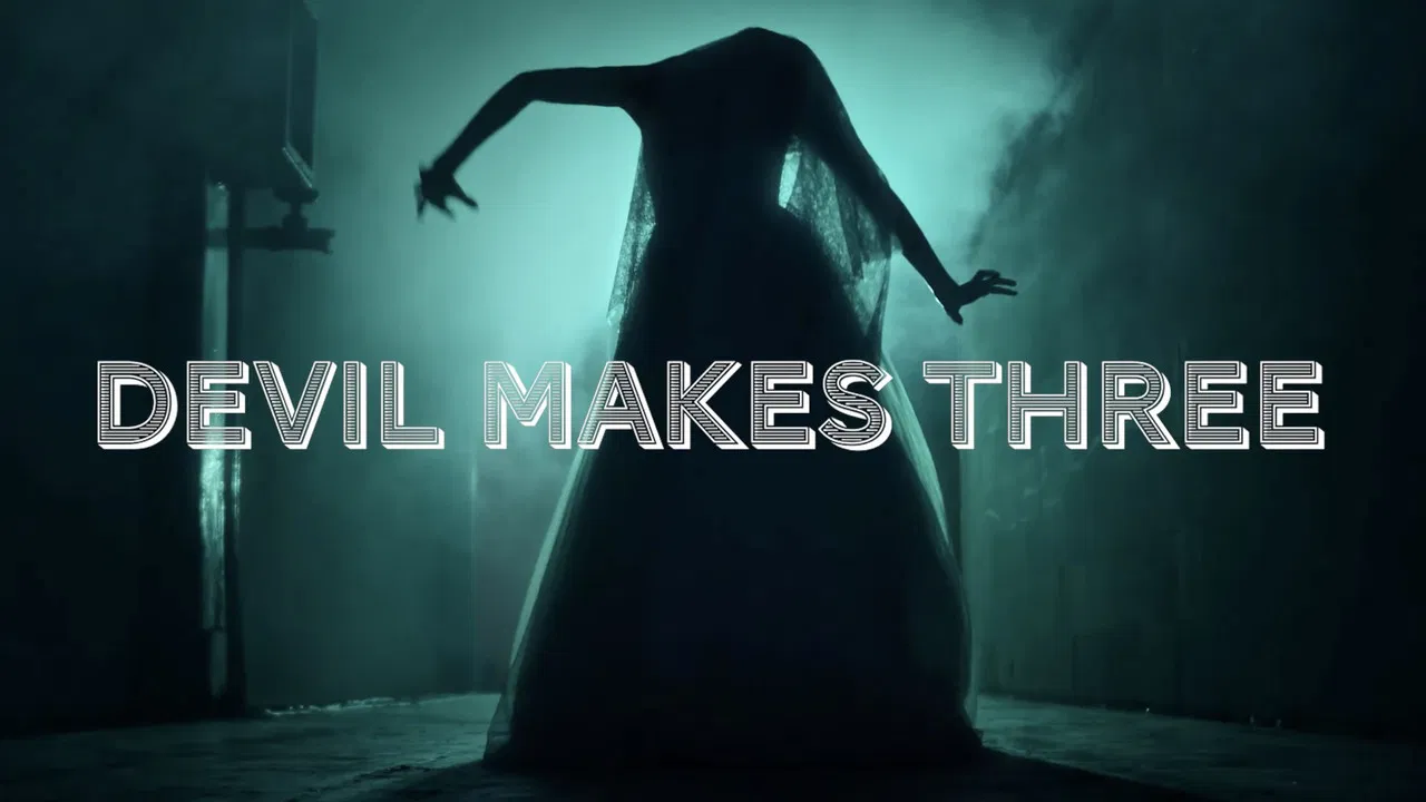 Devil Makes Three backdrop