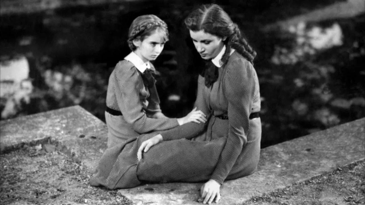 Claudine at School backdrop