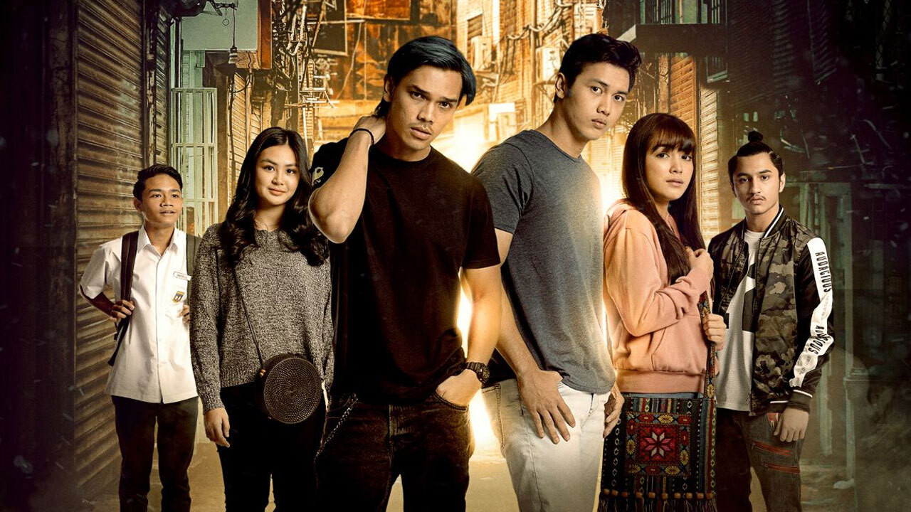 Budak Tebing backdrop