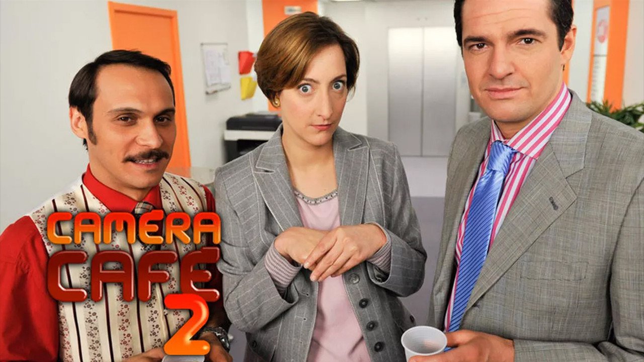 Caméra Café 2 : La Boîte du dessus backdrop