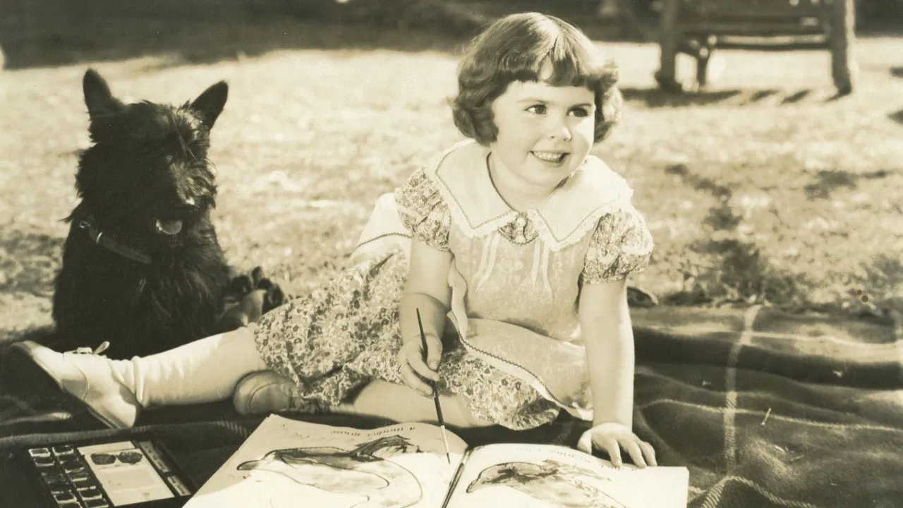 Alias Mary Dow backdrop