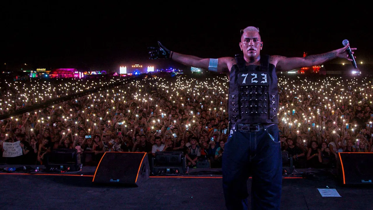 Callejero Fino backdrop