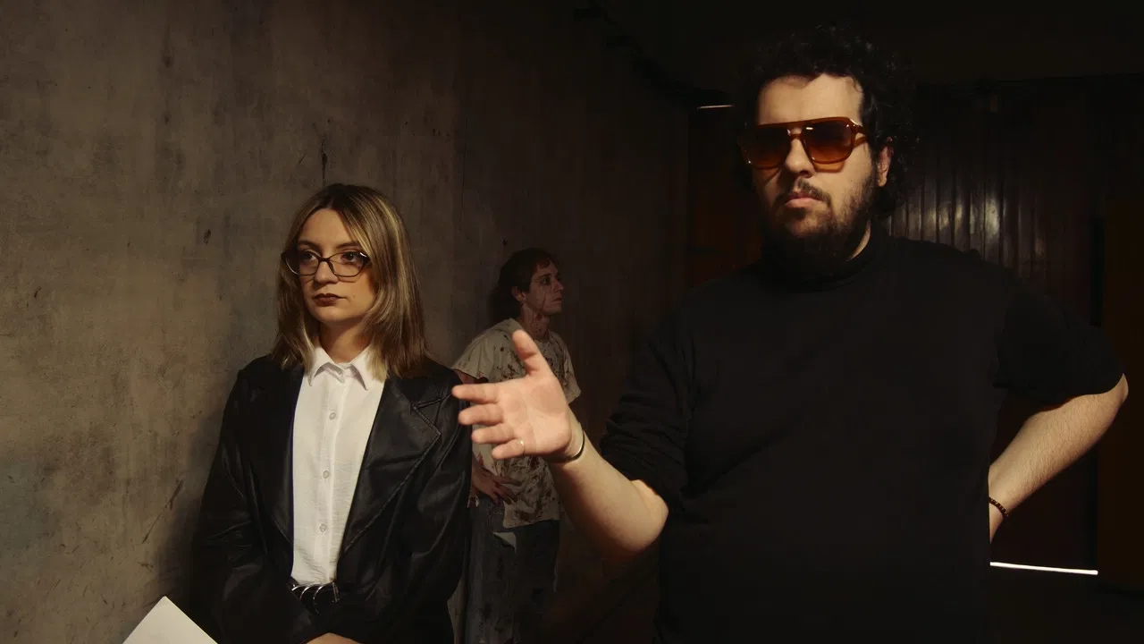 El Productor backdrop