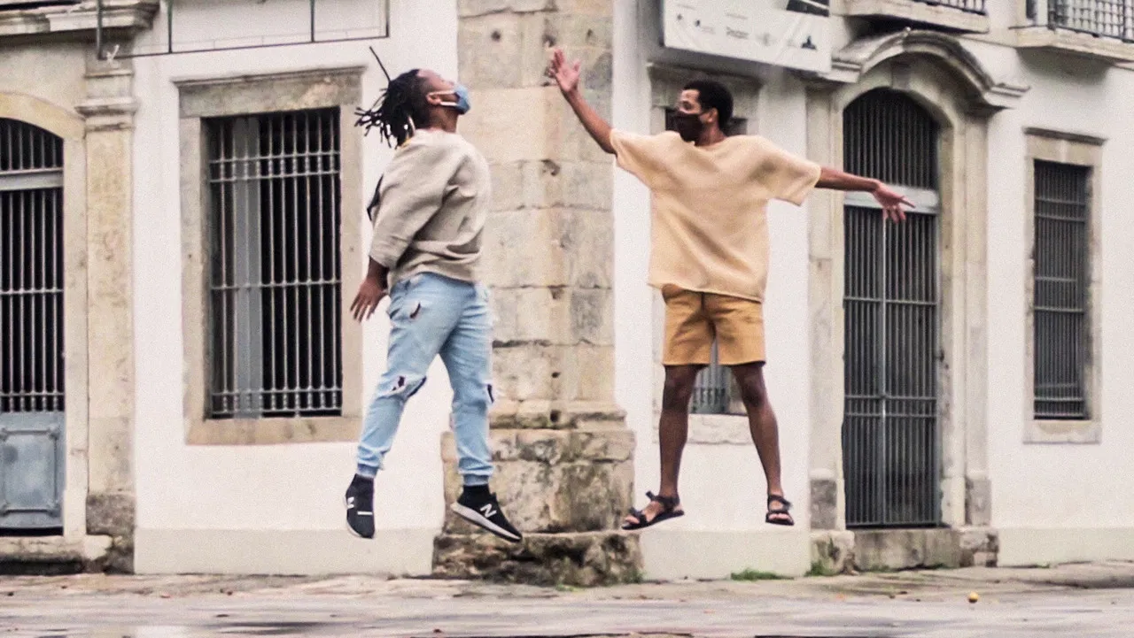 Colisões.doc backdrop