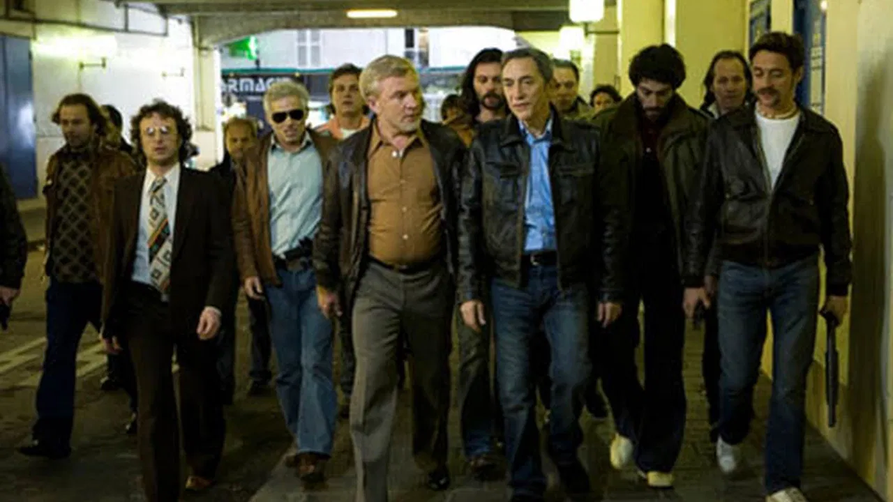 La Chasse à l'homme backdrop