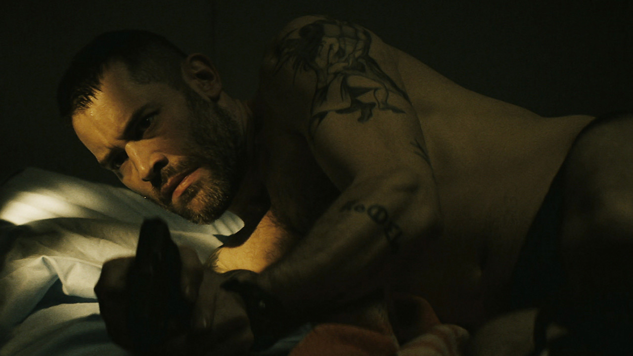 De guerre lasse backdrop