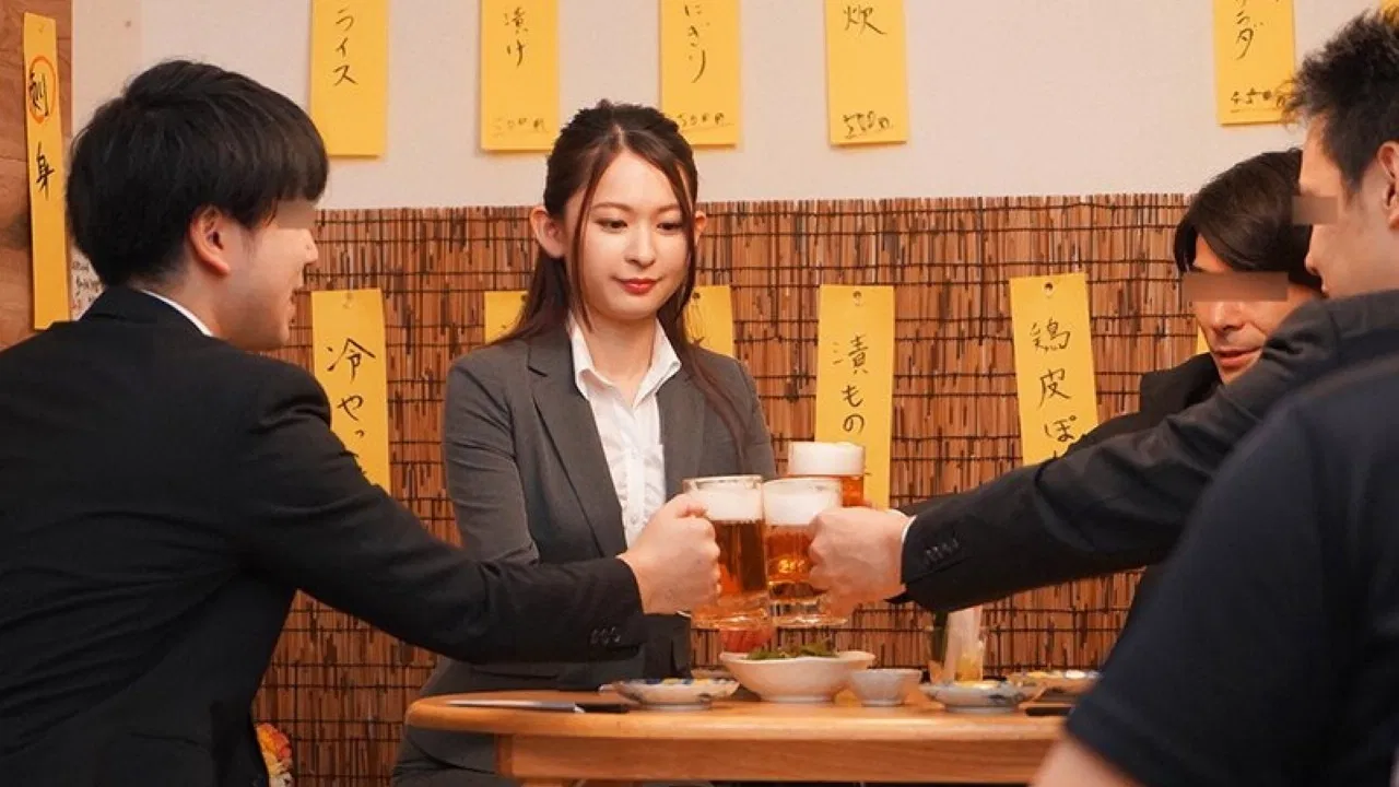 出張先相部屋NTR, 絶倫の上司に, 一晩中何度もイカされ続けた, 巨乳女子社員。 梓ヒカリ backdrop