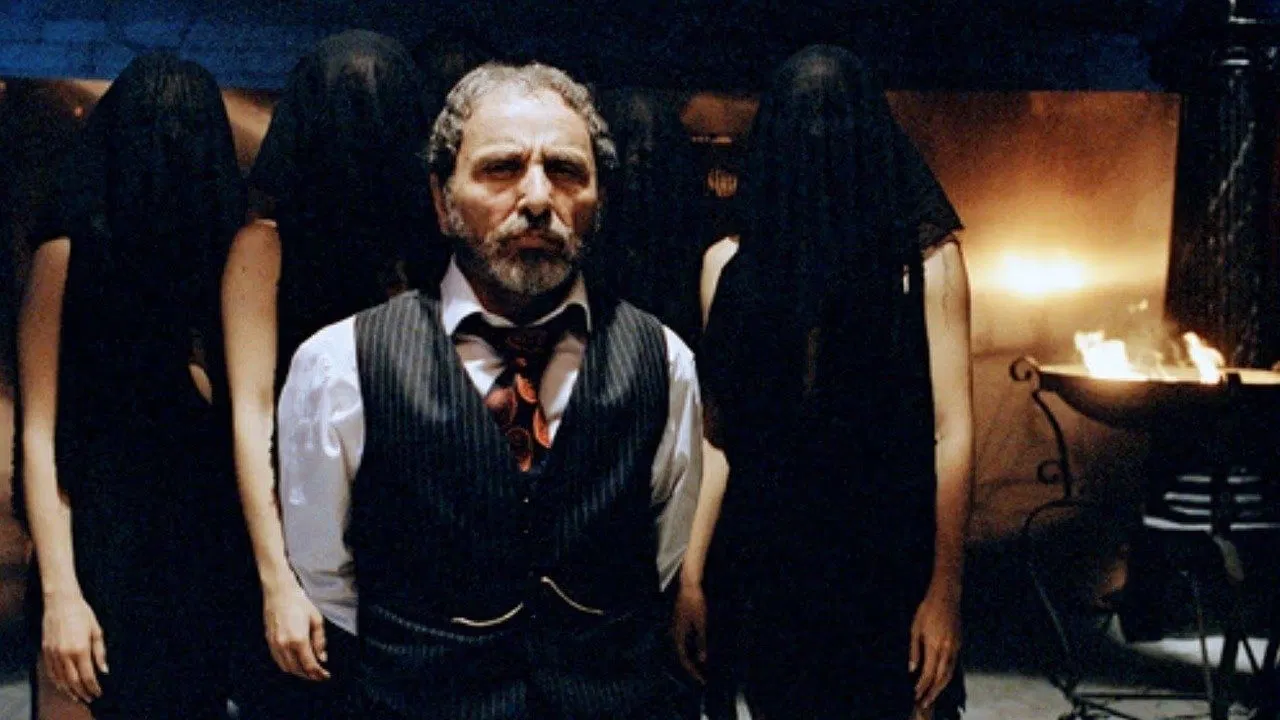 Call Me Salomè backdrop