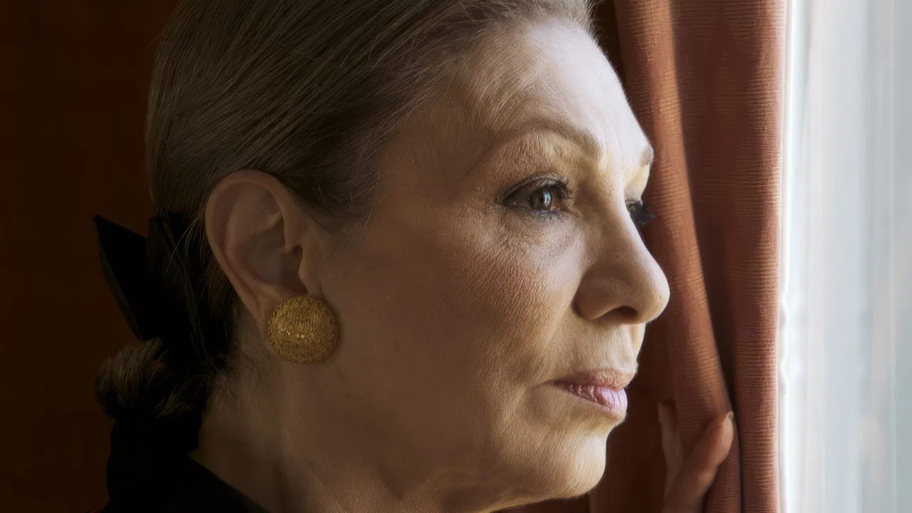 The Queen and I backdrop