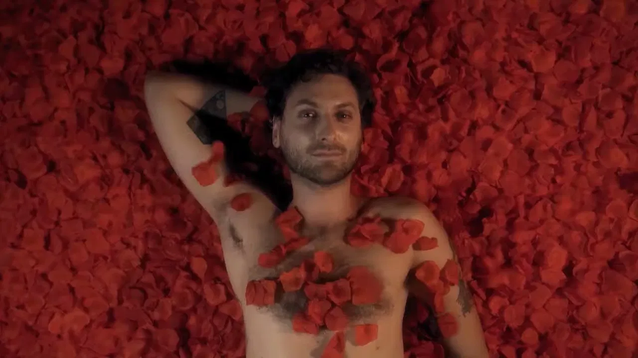 Esto no es un hotel (Miniserie de TV) backdrop