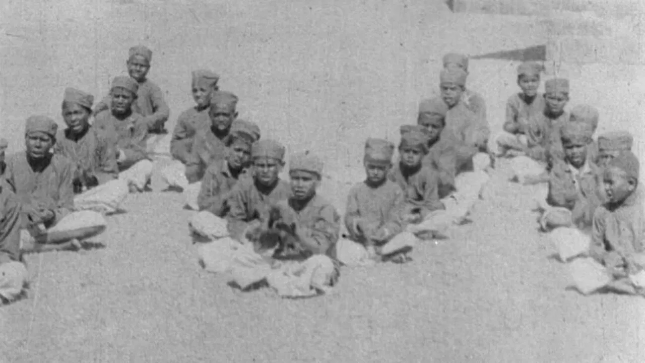 Boys' Home in Ahmednagar backdrop
