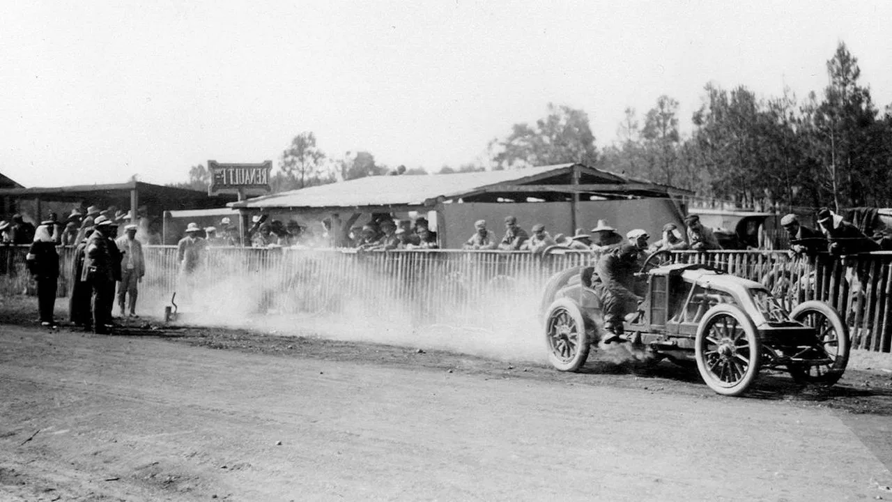 Renault, le goût du défi backdrop