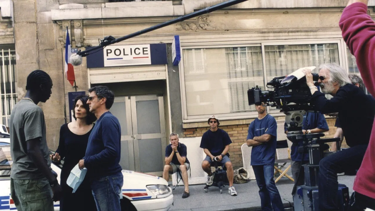 Face 'Caché' backdrop