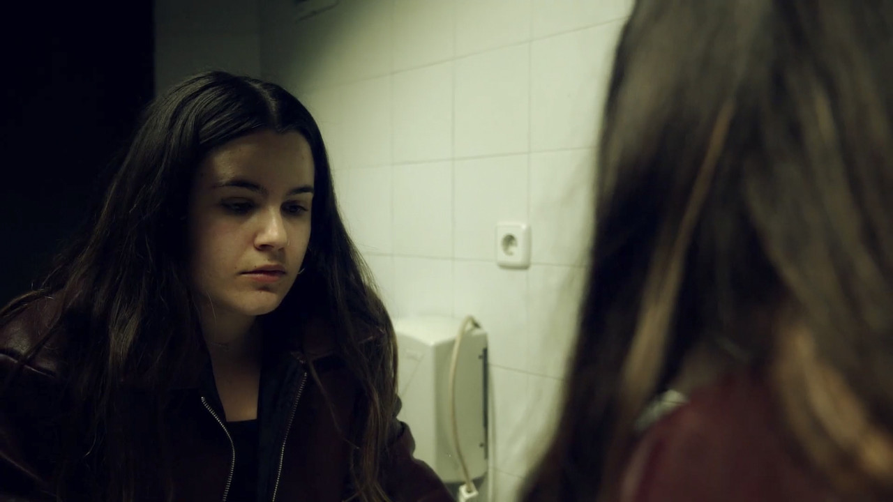 Sueño Intermitente backdrop