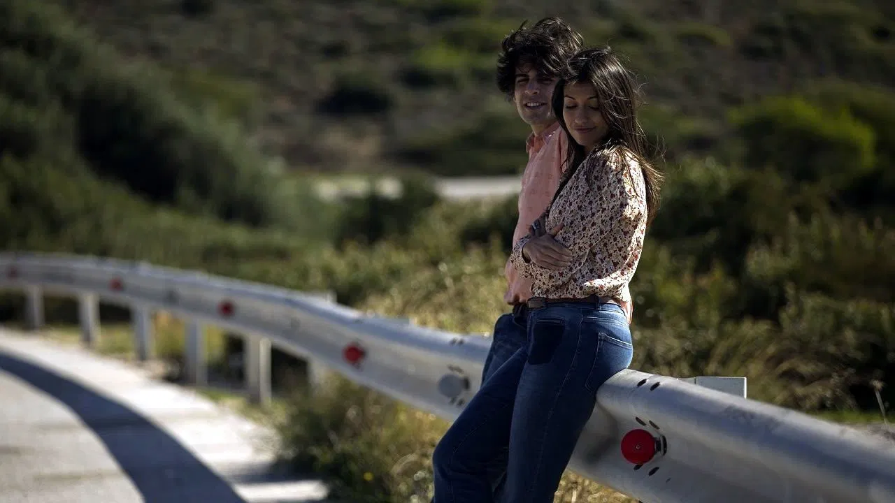 La Sindrome di Antonio backdrop