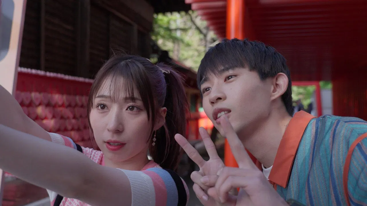 MieMie ~She Can See~ backdrop