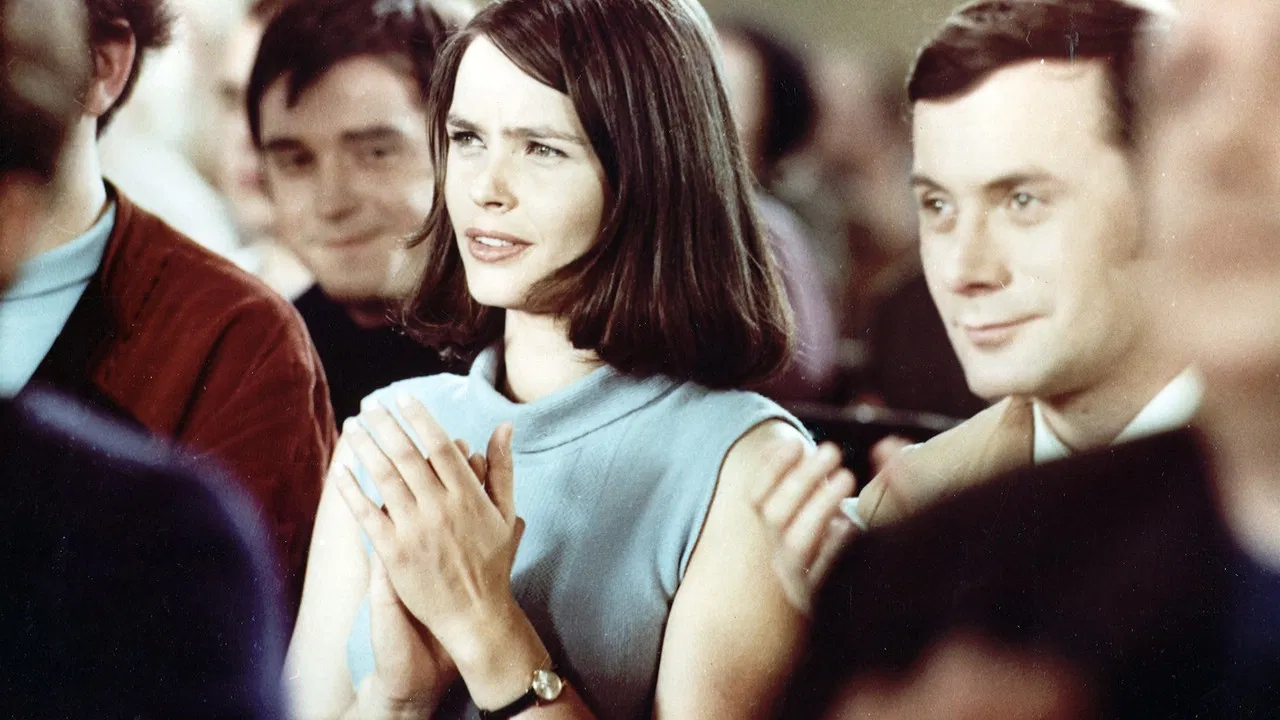 Laut und leise ist die Liebe backdrop