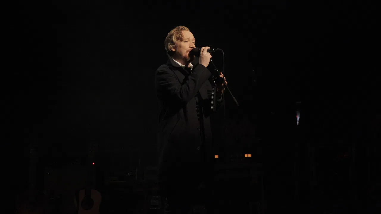 Winnerbäck - A Kind of Life backdrop