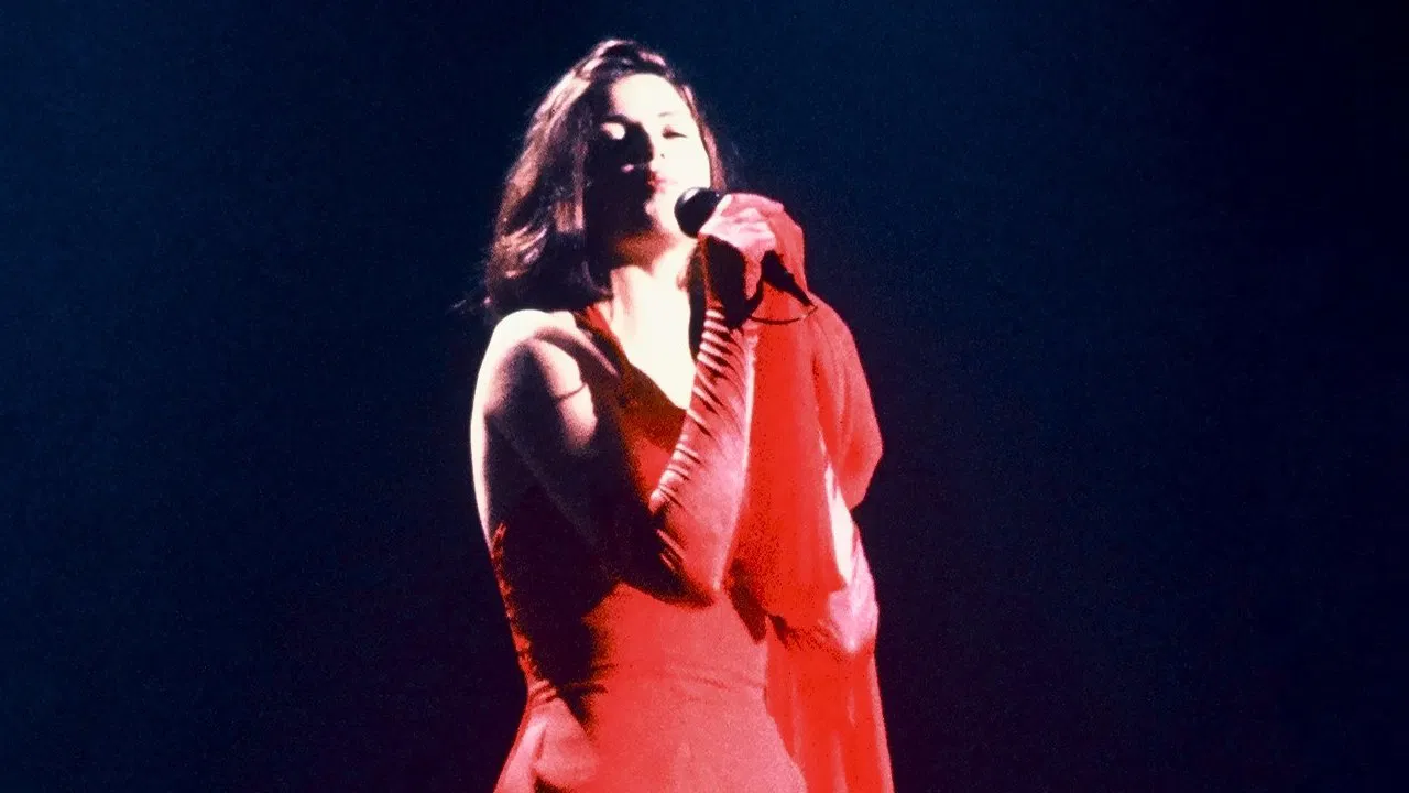 Chain of Desire backdrop