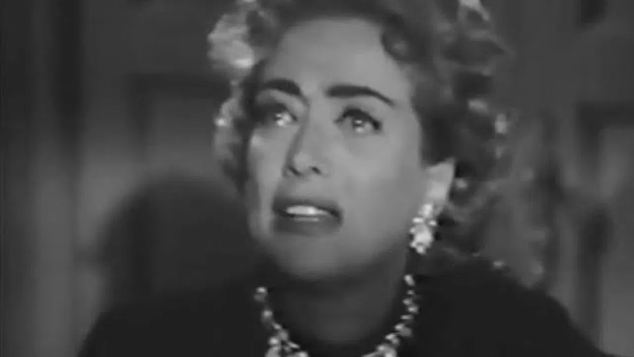 Strange Witness backdrop