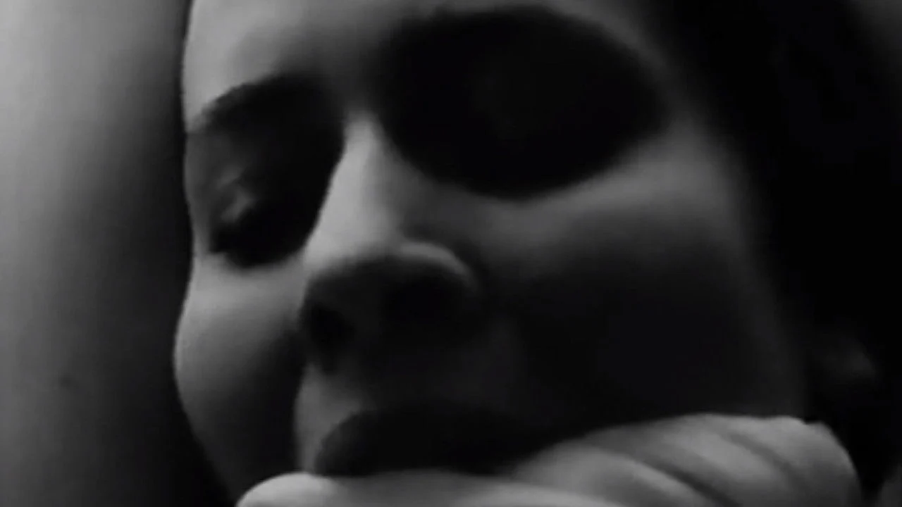 Menthe: The Benefactor backdrop