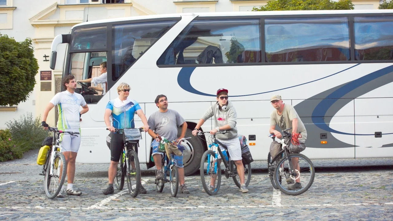 Musíme se sejít backdrop