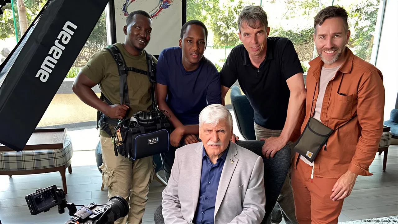 Reclaiming History - Kolonialismus und der Völkermord in Ruanda backdrop