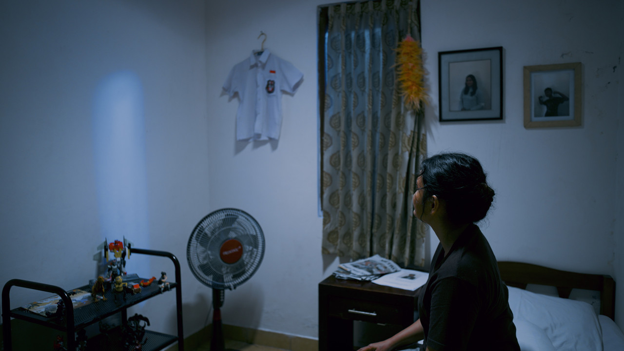 Never Even Comeback backdrop