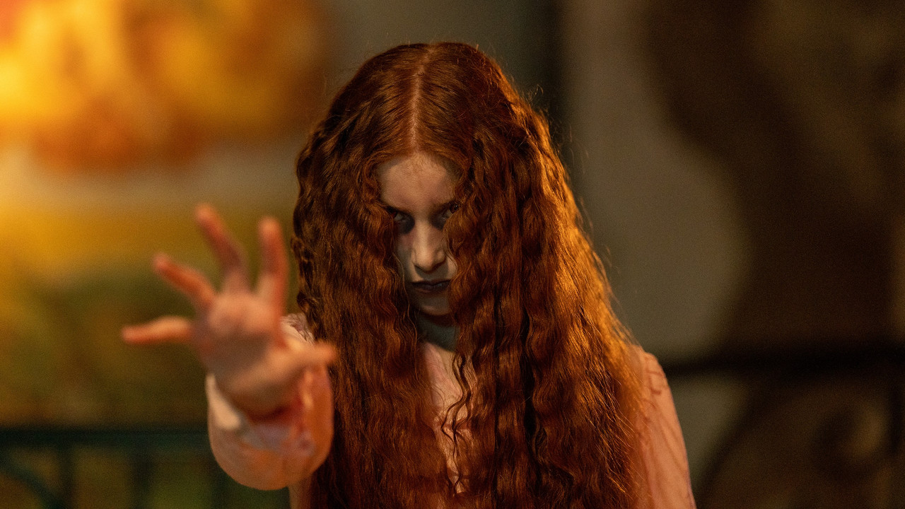 Three Man And A Ghost backdrop