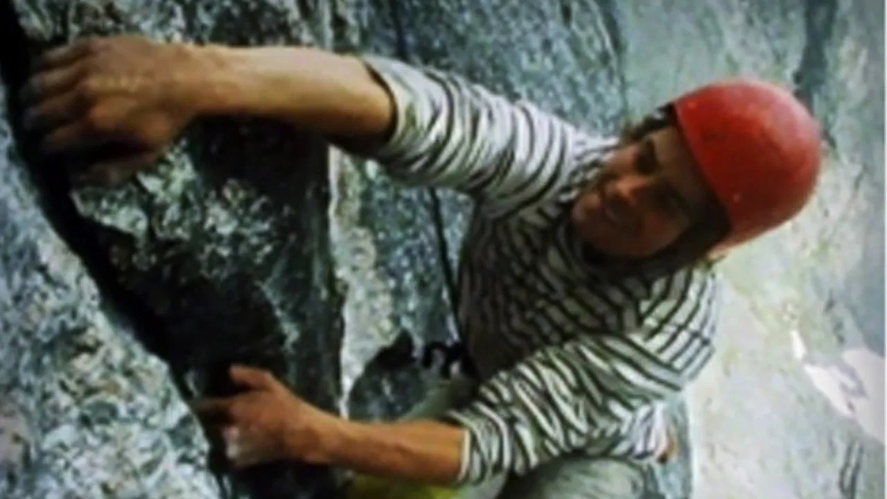 Trollveggen backdrop