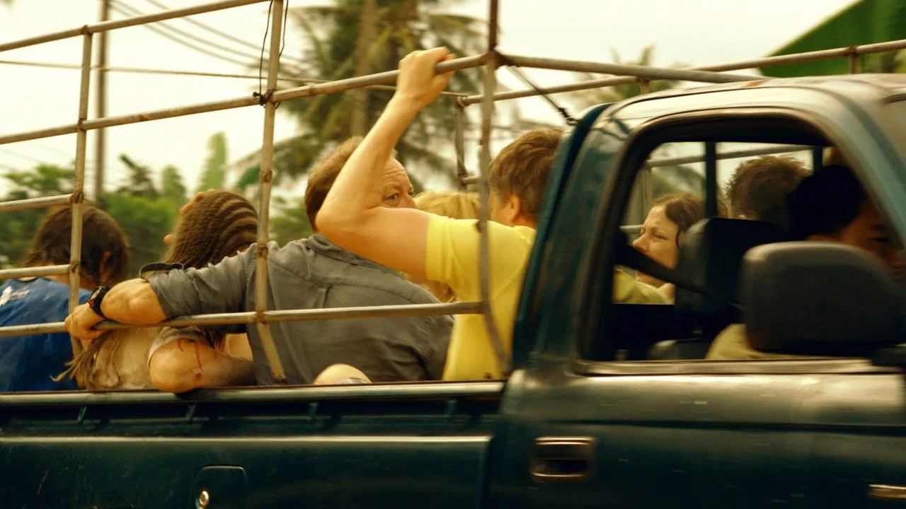 Tsunami - Das Leben danach backdrop