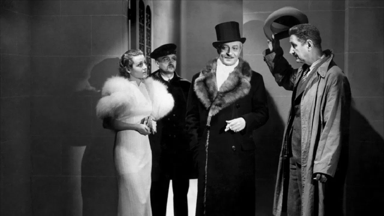 Arsène Lupin, Detective backdrop