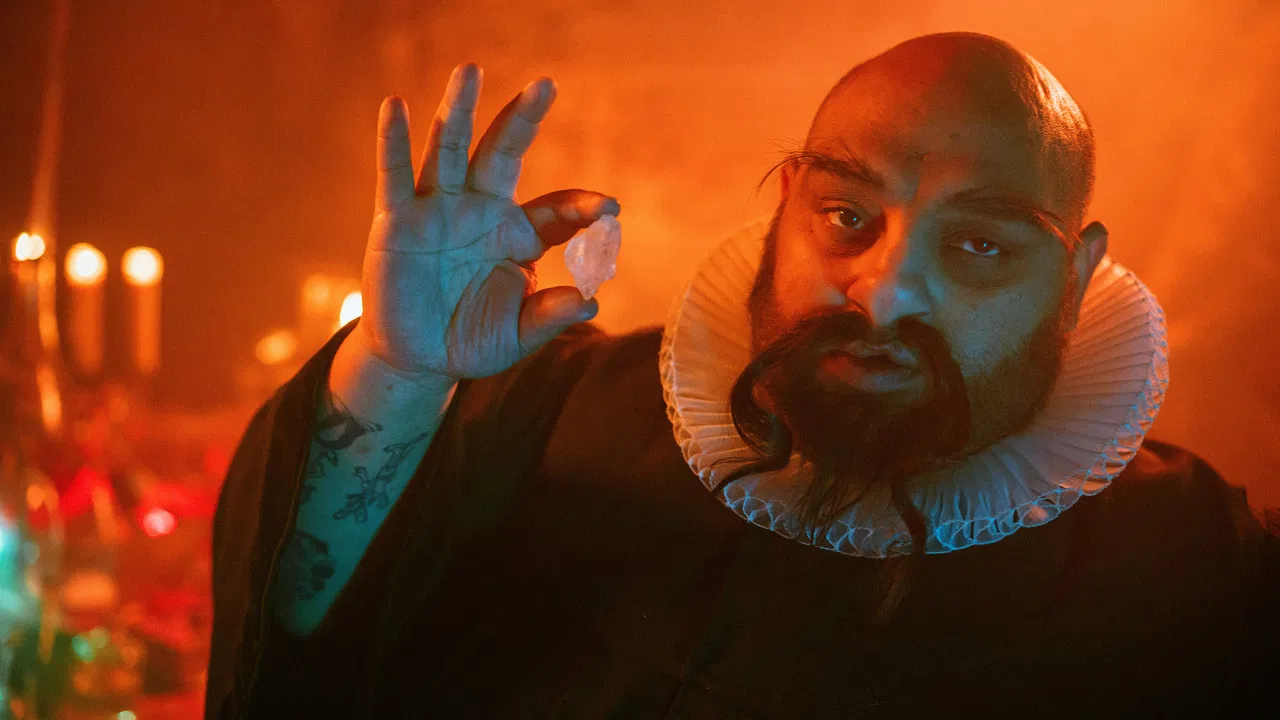 Do the Mæth backdrop