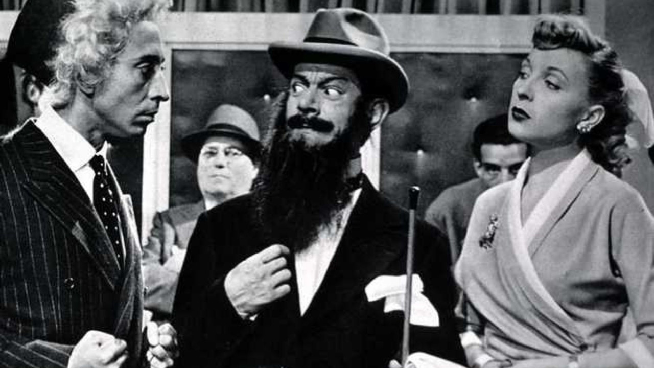 Il mago per forza backdrop