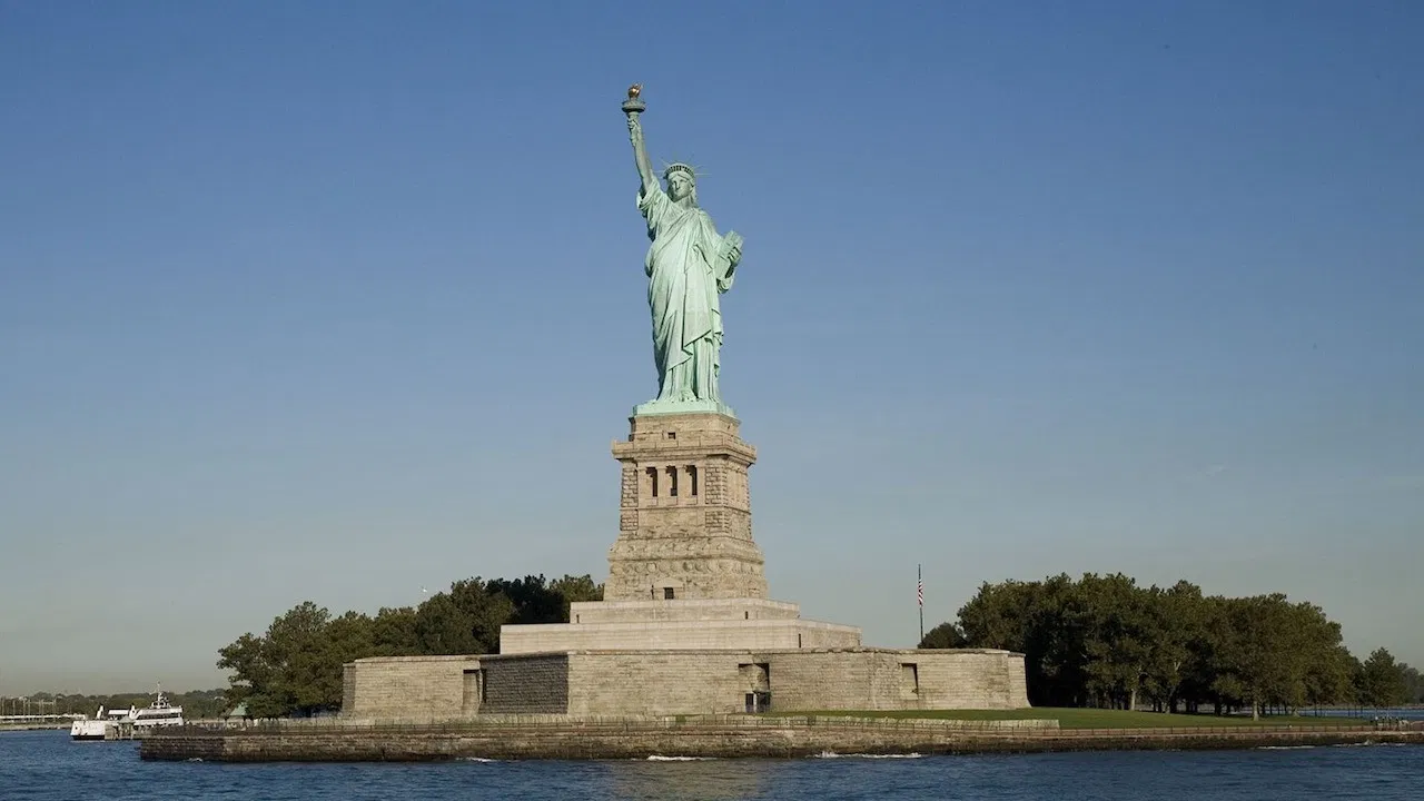 Lady by the Sea: The Statue of Liberty backdrop