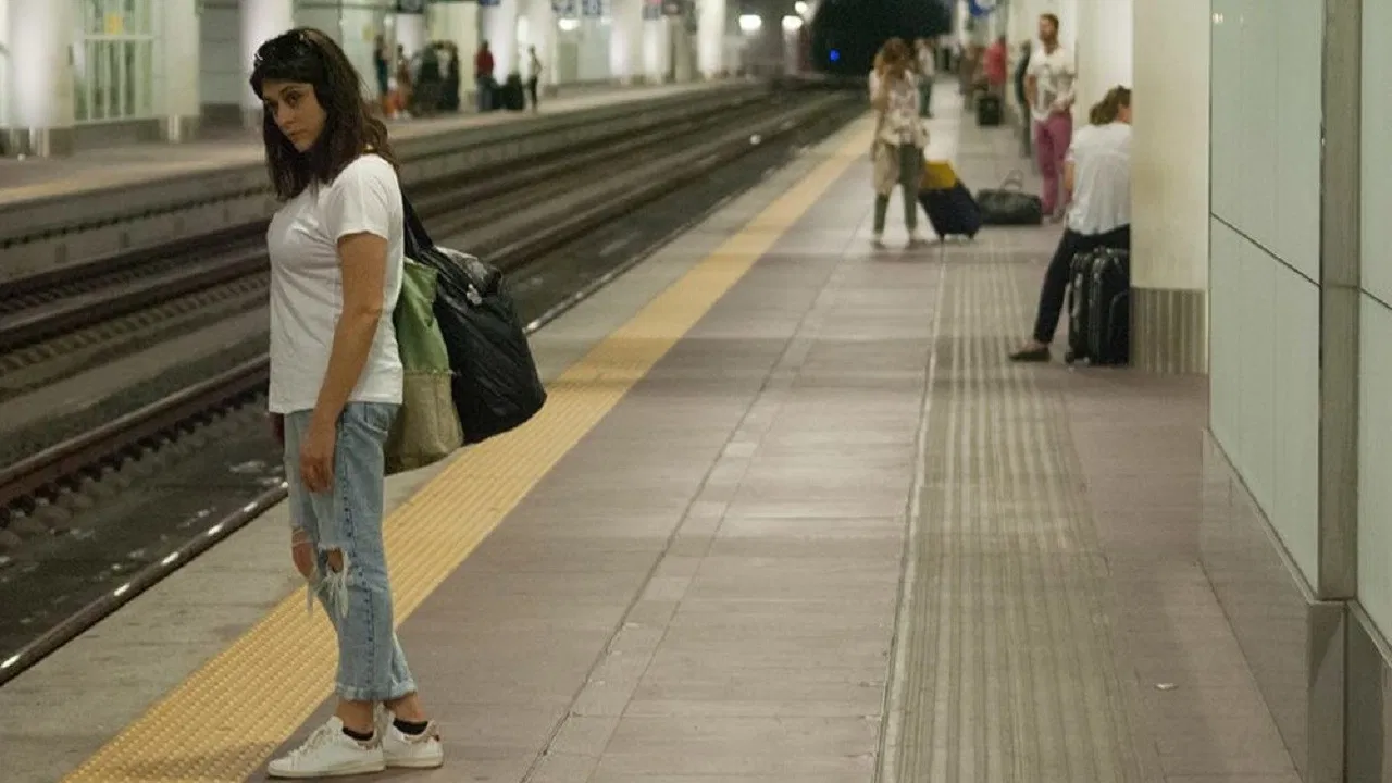 La linea gialla - Bologna, 2 agosto backdrop