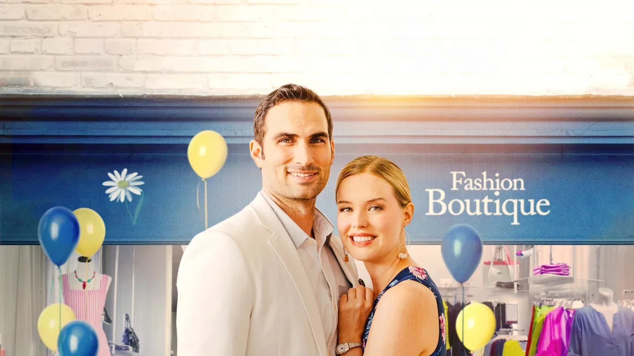 Love on Trend backdrop