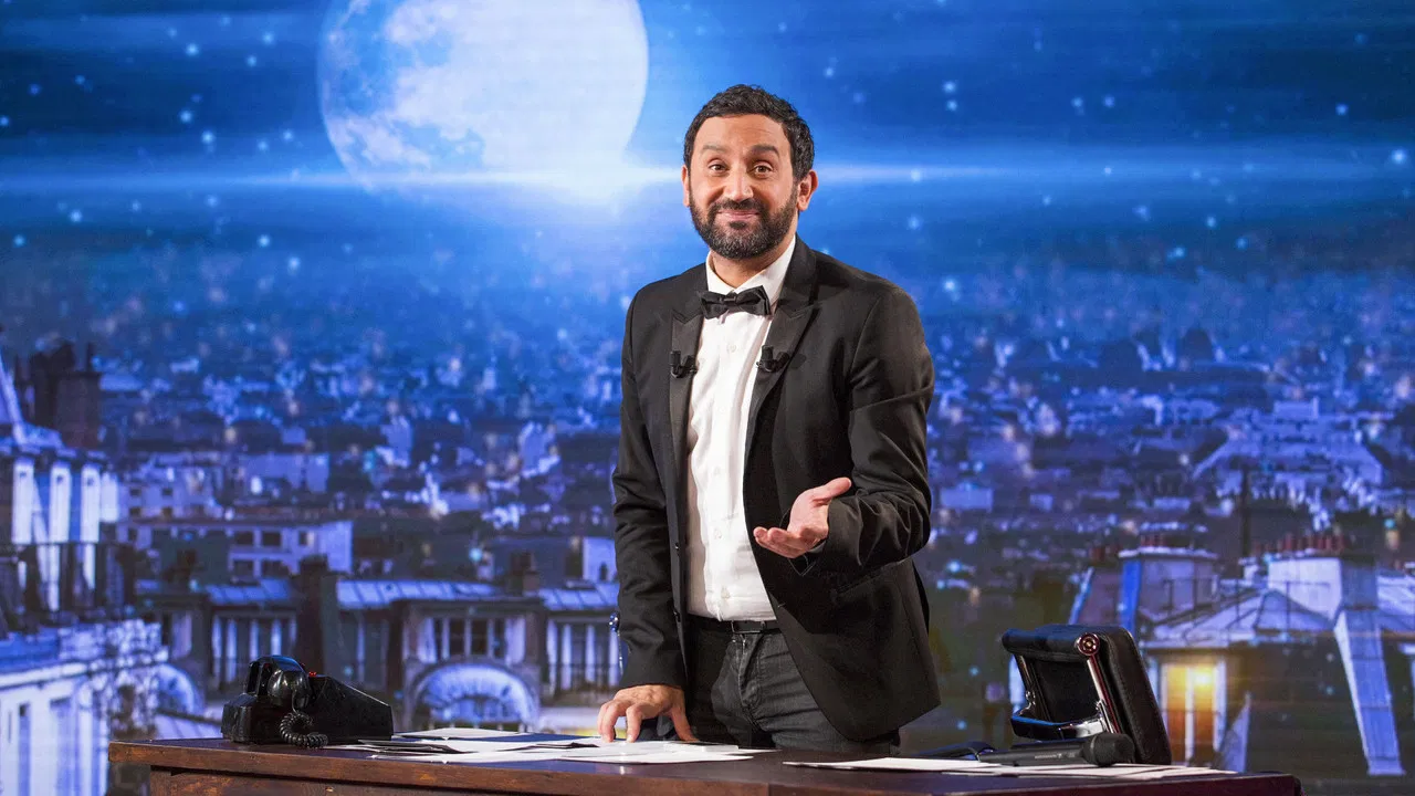 Hanounight Show backdrop