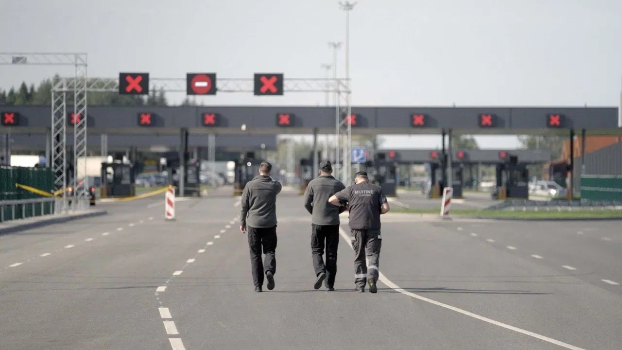 Russland: Verbotene Geschäfte backdrop