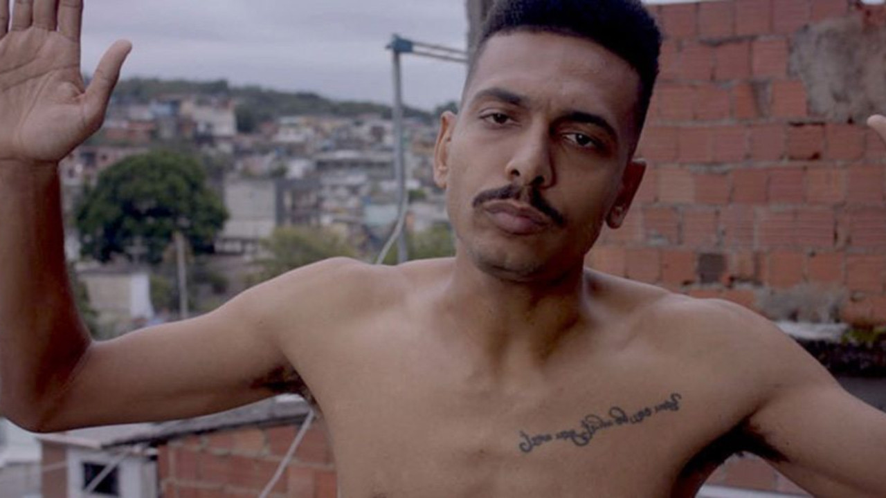 Mais Um Dia, Zona Norte backdrop