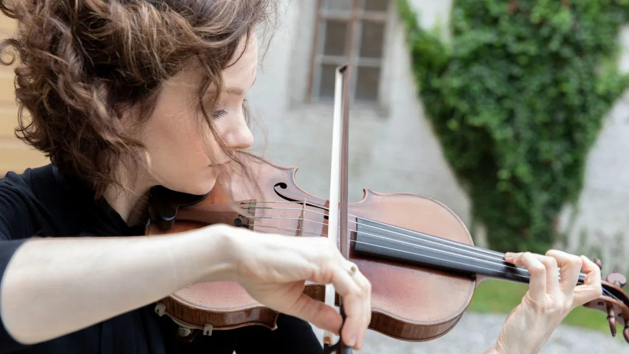 Hilary Hahn: A Portrait backdrop