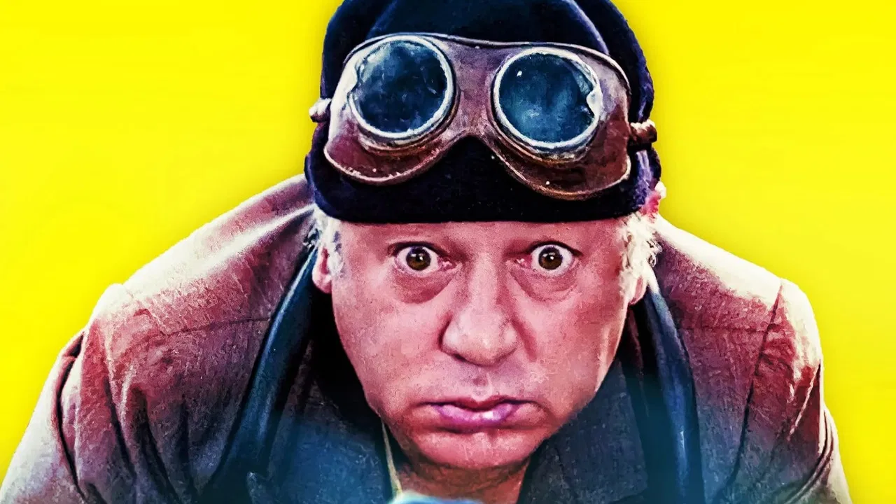 Mostruosamente Villaggio backdrop