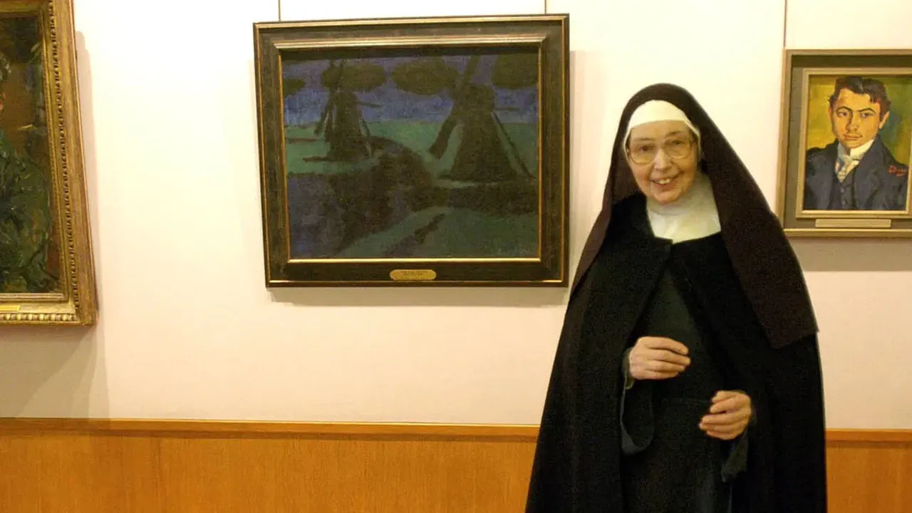 Sister Wendy's Grand Tour backdrop