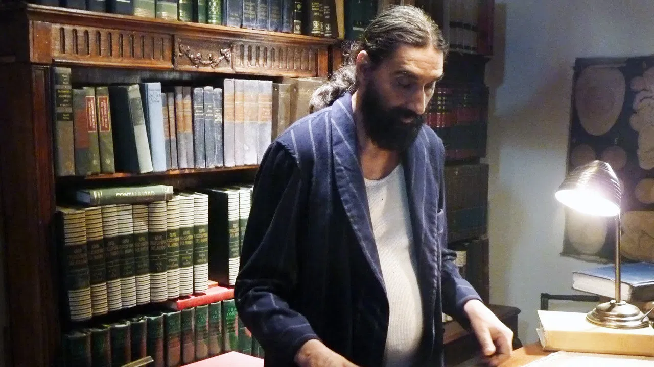 Romper el huevo backdrop