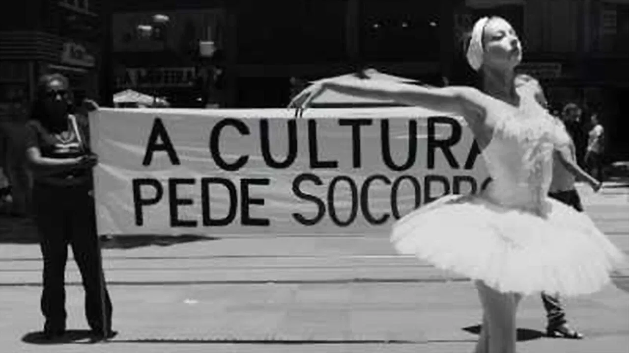 Vertige de la chute backdrop