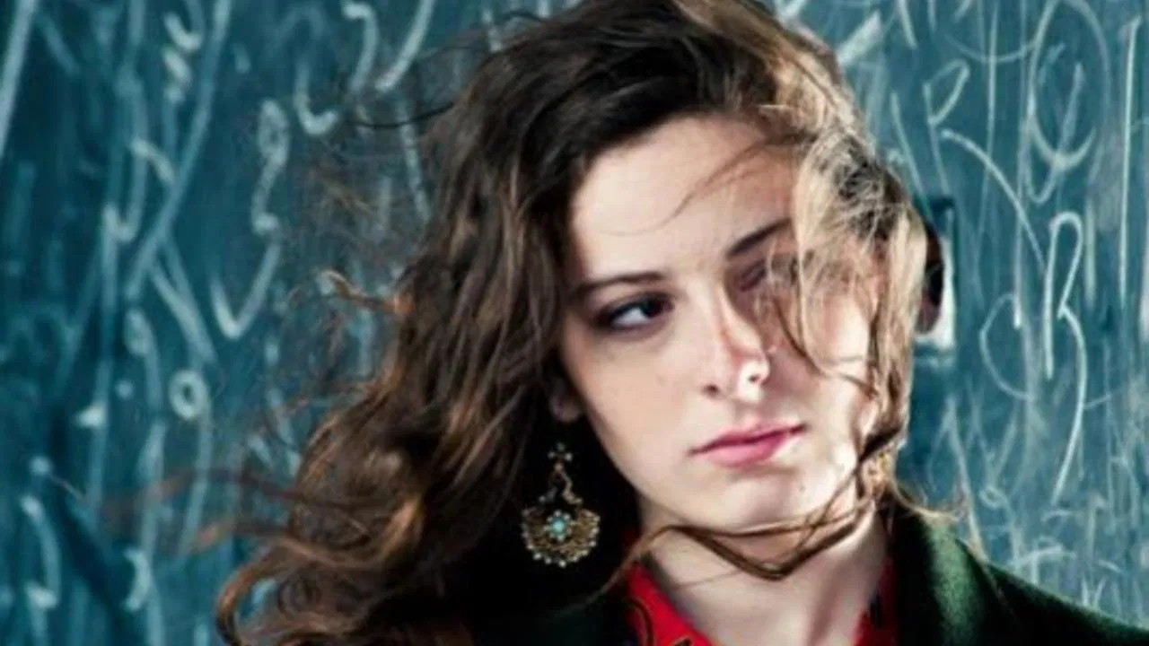 Hidden Beauties backdrop