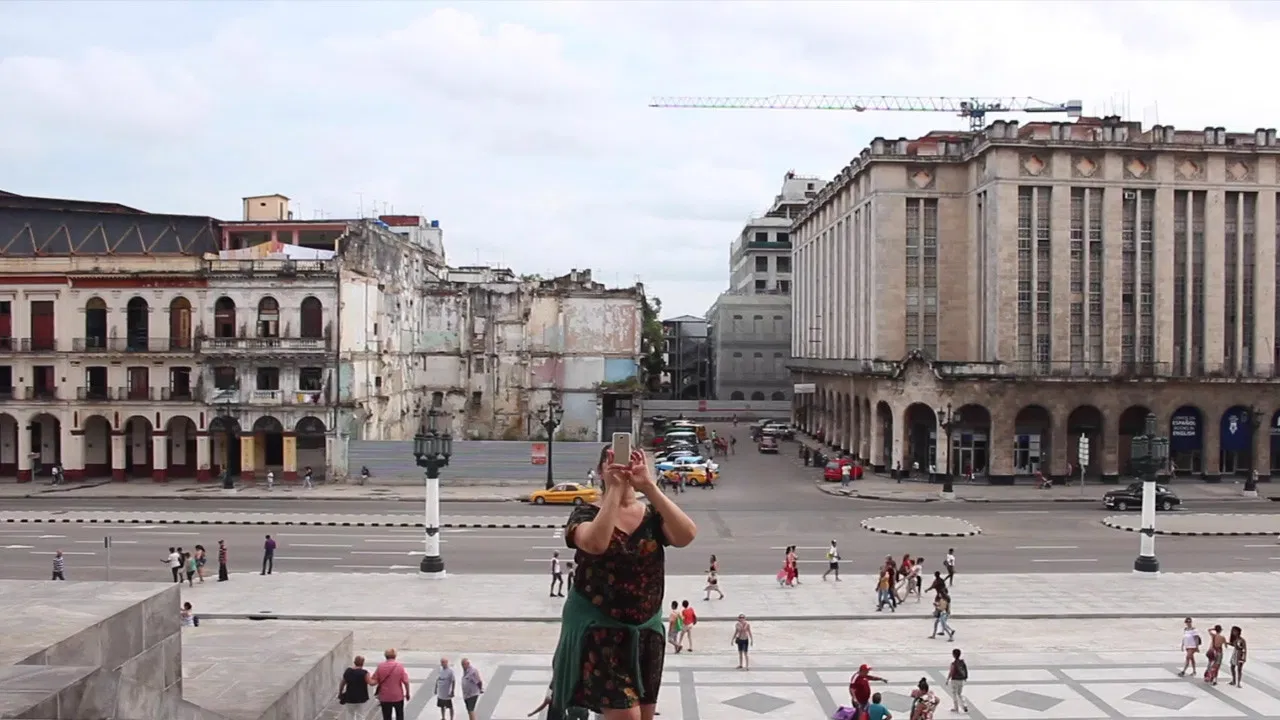 Meio Filme de Família. Meio Filme de Viagem backdrop