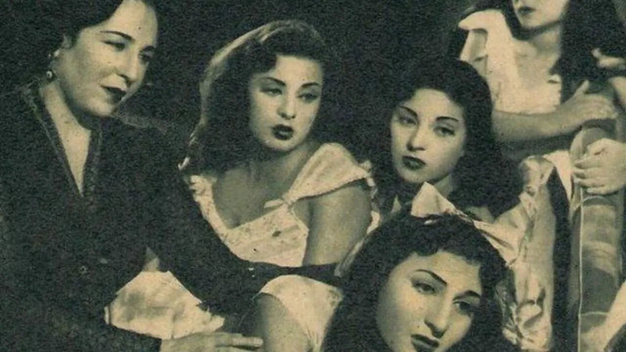 Four Girls and an Officer backdrop