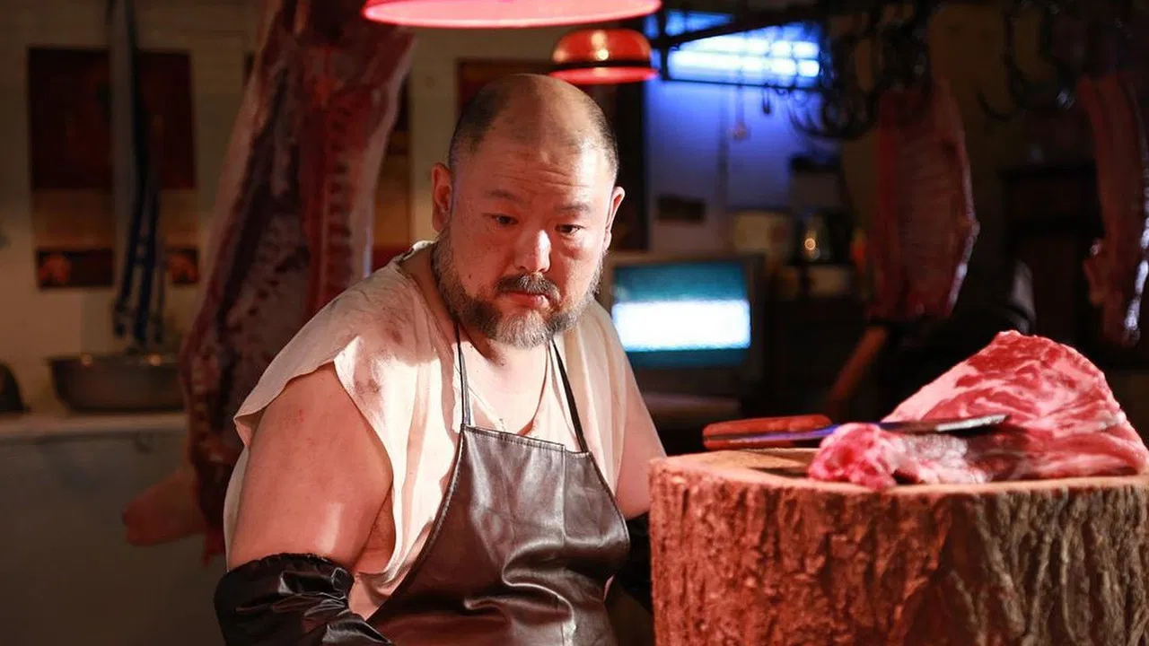 Master Returns backdrop