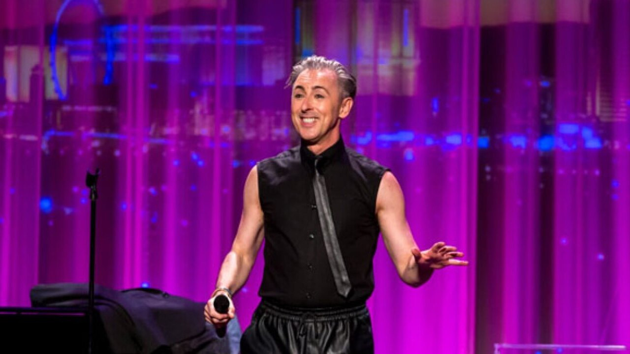 Alan Cumming Sings Sappy Songs backdrop